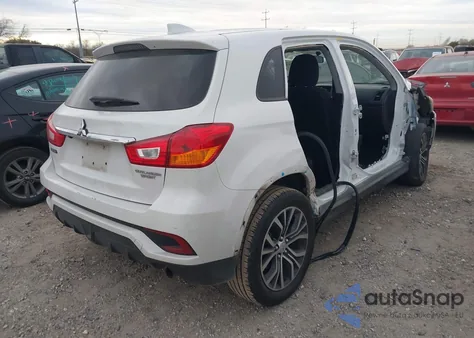 2019 Mitsubishi Outlander Sport 2.0 Es z USA, uszkodzony, nr VIN JA4AP3AU2KU021246